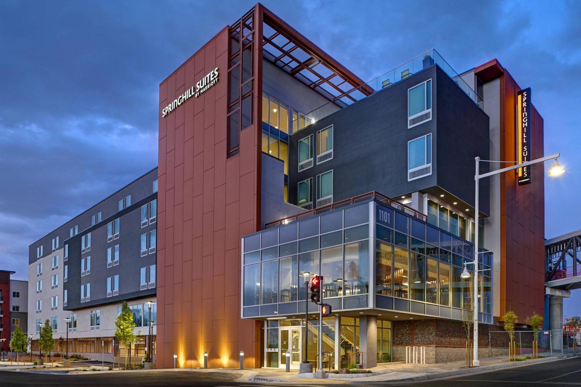 Springhill Suites By Marriott Albuquerque University Area Εξωτερικό φωτογραφία