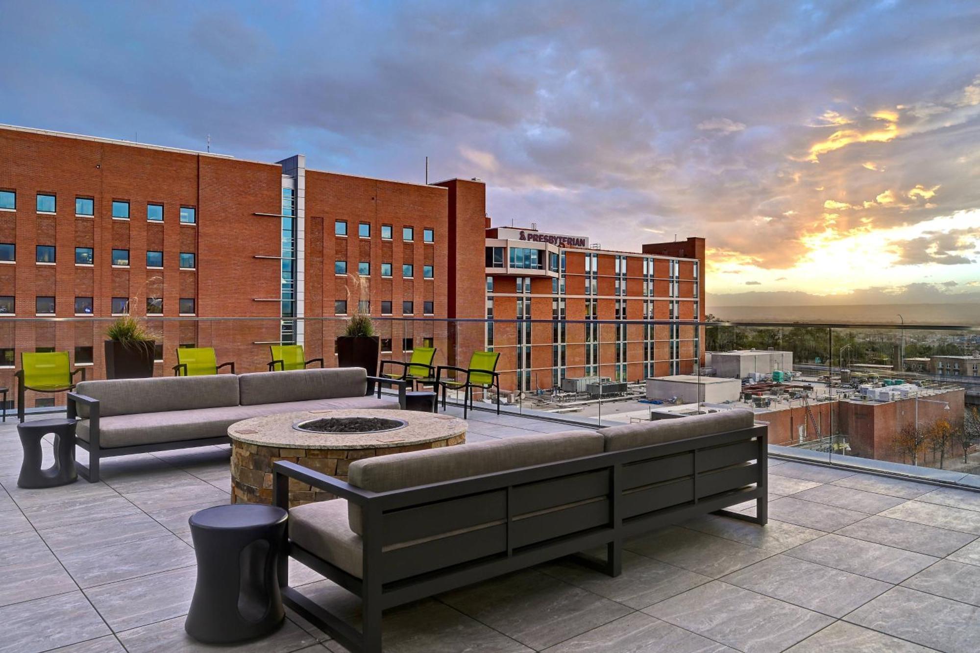 Springhill Suites By Marriott Albuquerque University Area Εξωτερικό φωτογραφία