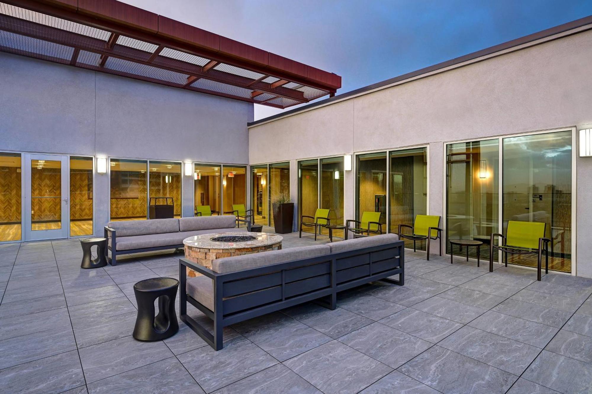 Springhill Suites By Marriott Albuquerque University Area Εξωτερικό φωτογραφία